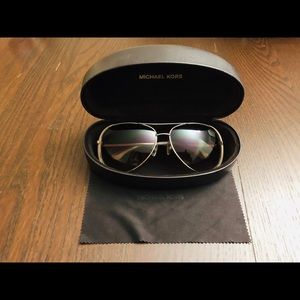 Authentic  MICHAEL KORS sunglasses